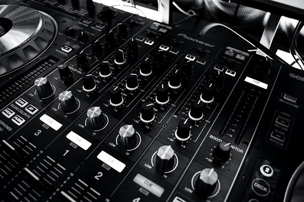 kỹ thuật điện tử viễn thông