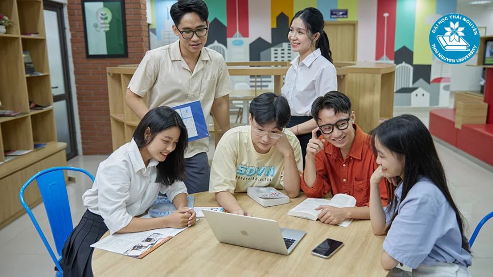 Các lợi ích của việc học Đại học từ xa
