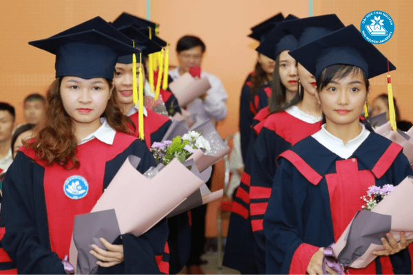 dai hoc tu xa ngon ngu trung