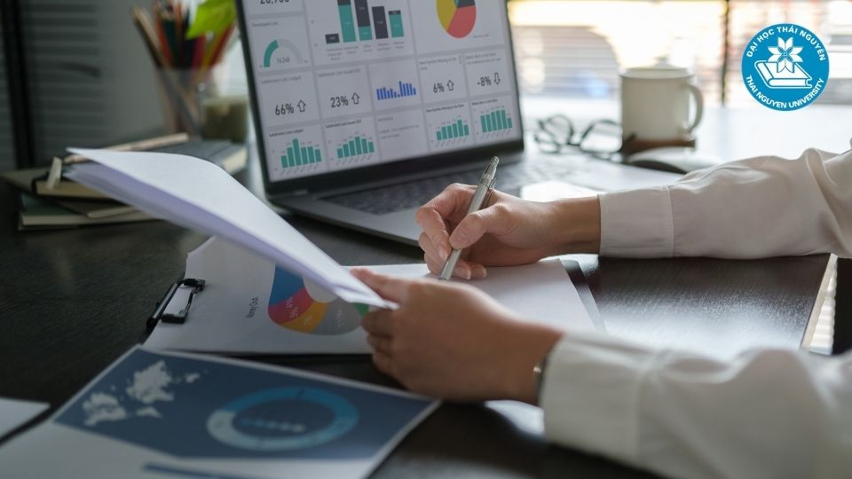 Quản trị kinh doanh là gì? Học gì trong ngành này?
